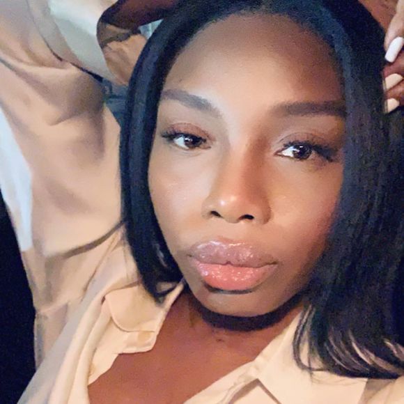 Meet your Posher, Alisha - Picture 1 of 1